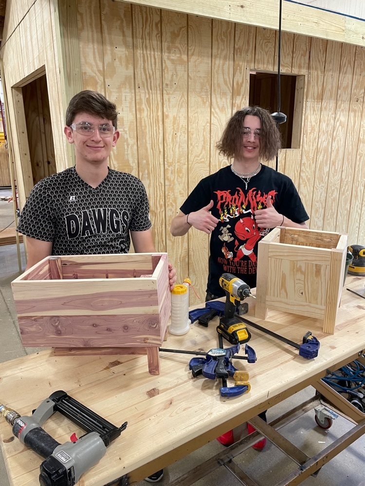 students making planter boxes